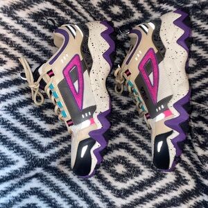 Fila Women's Sneakers in Purple, Cream, and Black